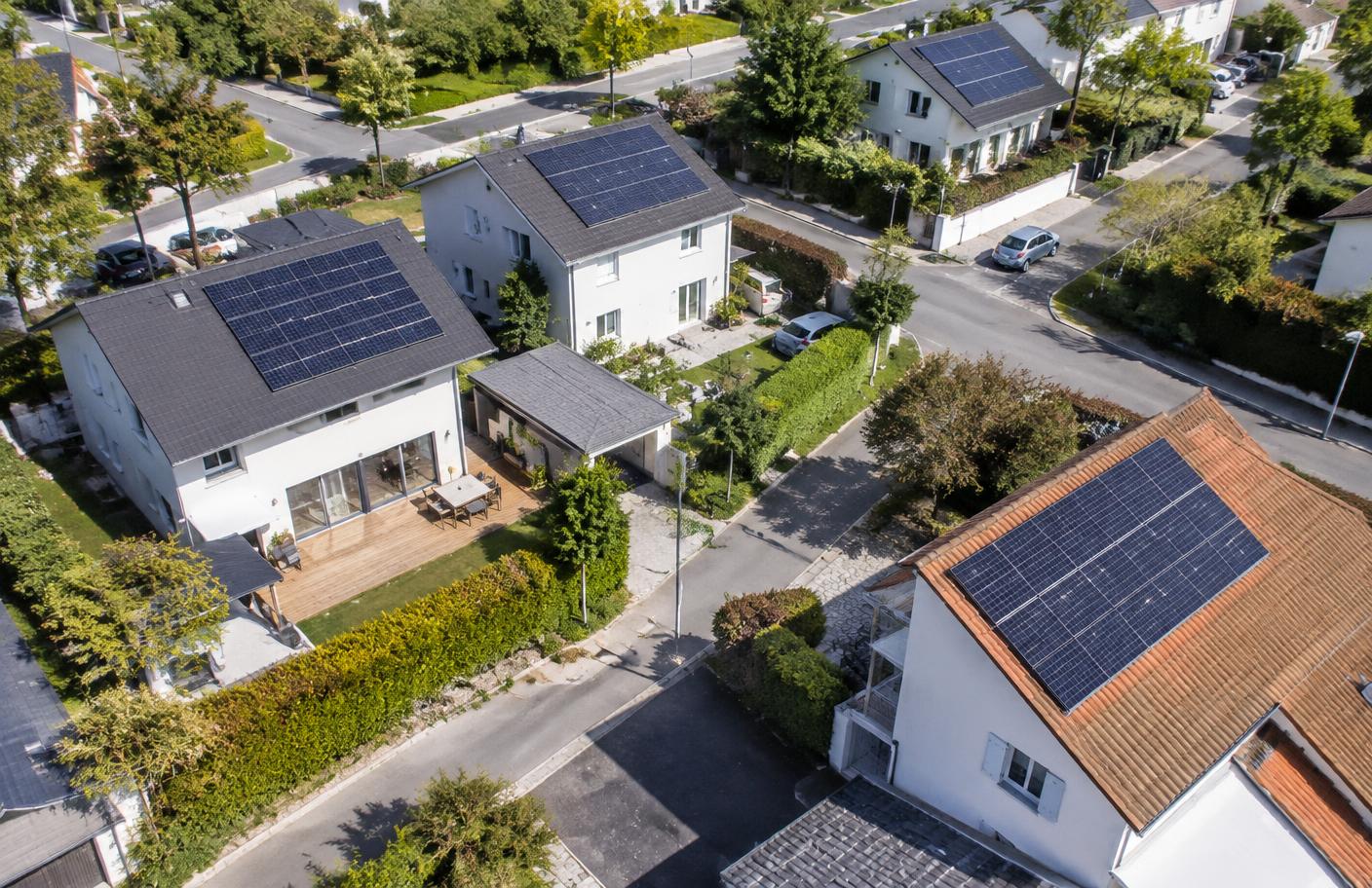 Panneaux photovoltaïques — Pecqueuse